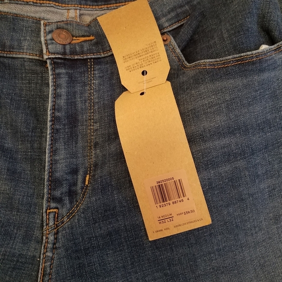 NWT Levi's Classic Boot Cut Women's Blue Jeans Size 14 W32 L32 Mid Rise - Picture 11 of 16